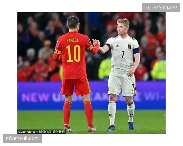 法布雷加斯与德布劳内中场组织倾向偏移及多点参与趋势