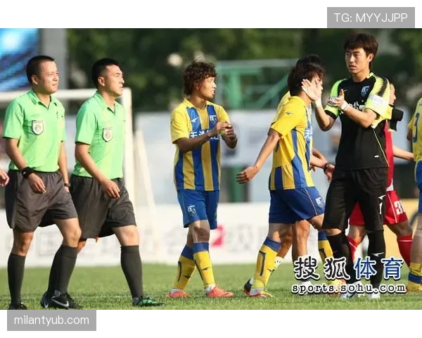 罢赛在足球规则中如何定义及裁判的应对流程拆解