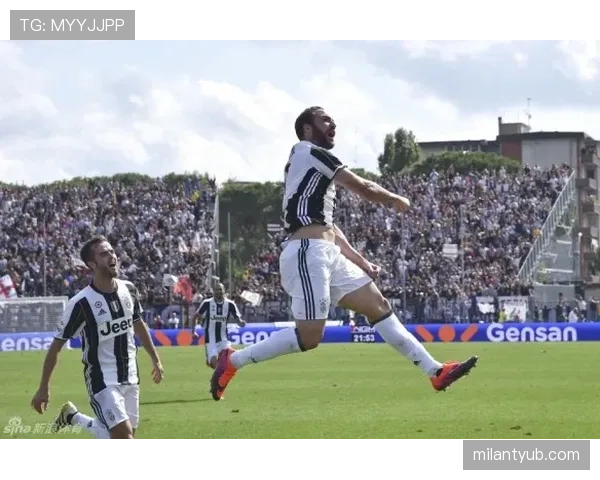 米切尔无球跑动提高得分爆发，季后赛效率显著拉开差距